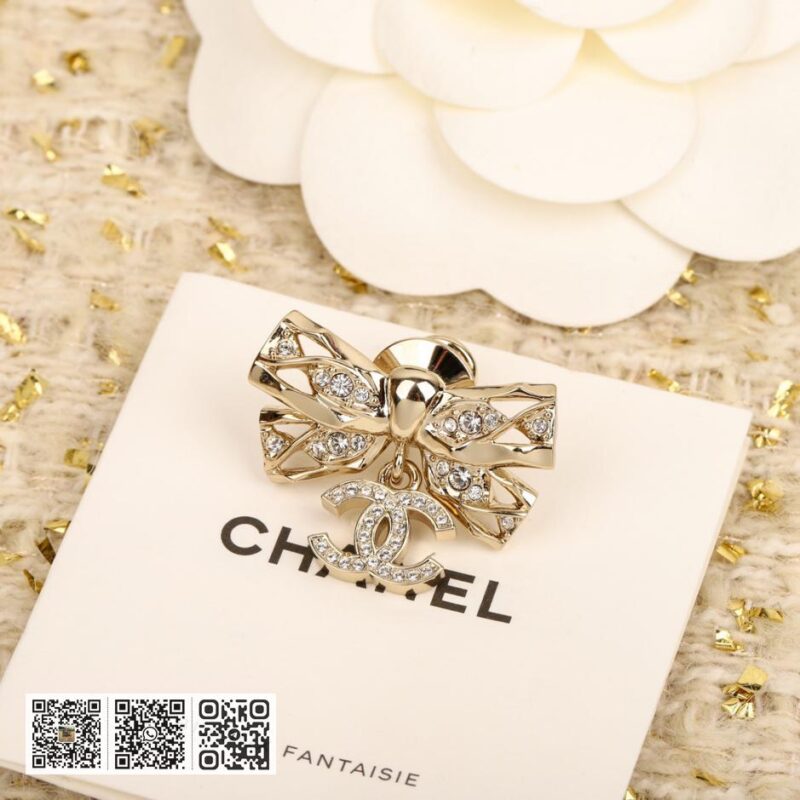 Chanel 镂空蝴蝶结吊c小号胸针 - Image 3