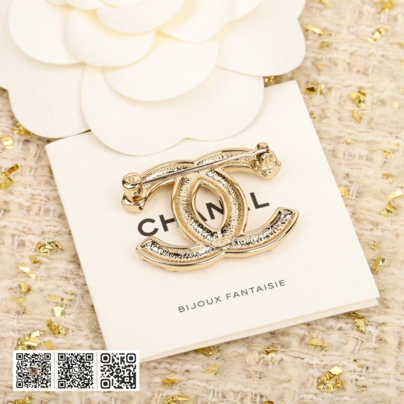 Chanel 水钻双C胸针 - Image 4