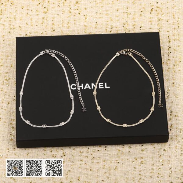 Chanel 7花choker蛇骨项链