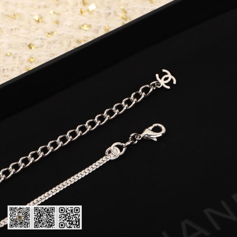 Chanel 10花蛇骨腰链 - Image 11
