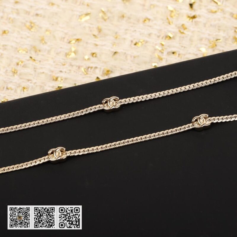 Chanel 10花蛇骨腰链 - Image 7