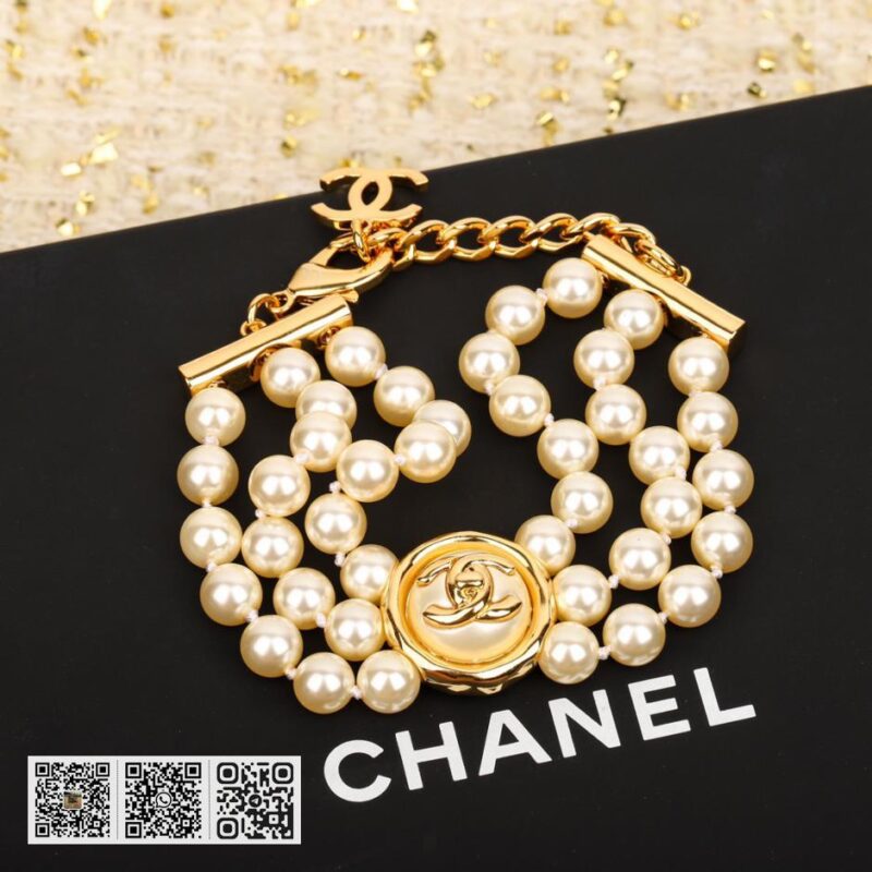 Chanel 纽扣双C珍珠手链 - Image 5