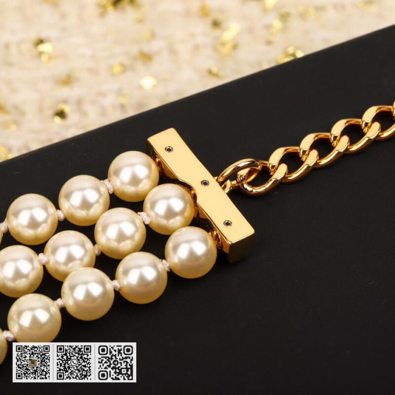 Chanel 纽扣双C珍珠手链 - Image 6