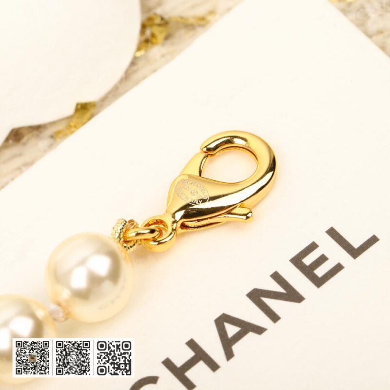 Chanel双c珍珠毛衣链 - Image 4