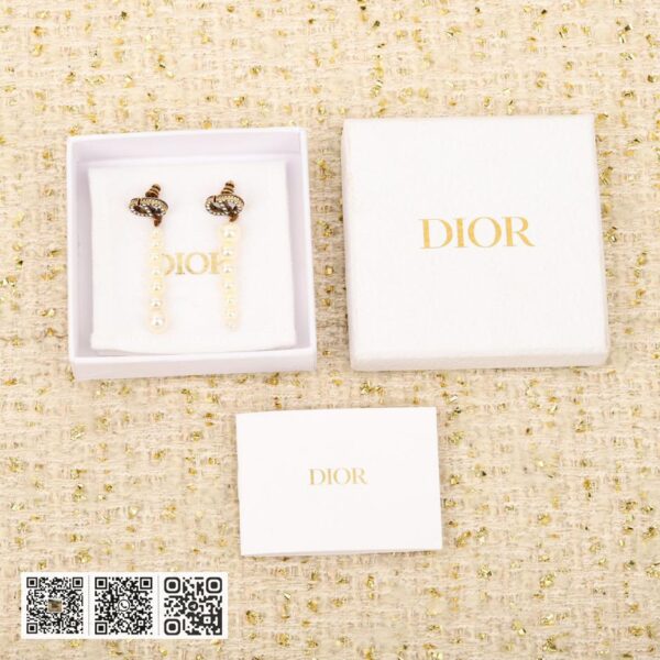 Dior CD 珍珠耳环
