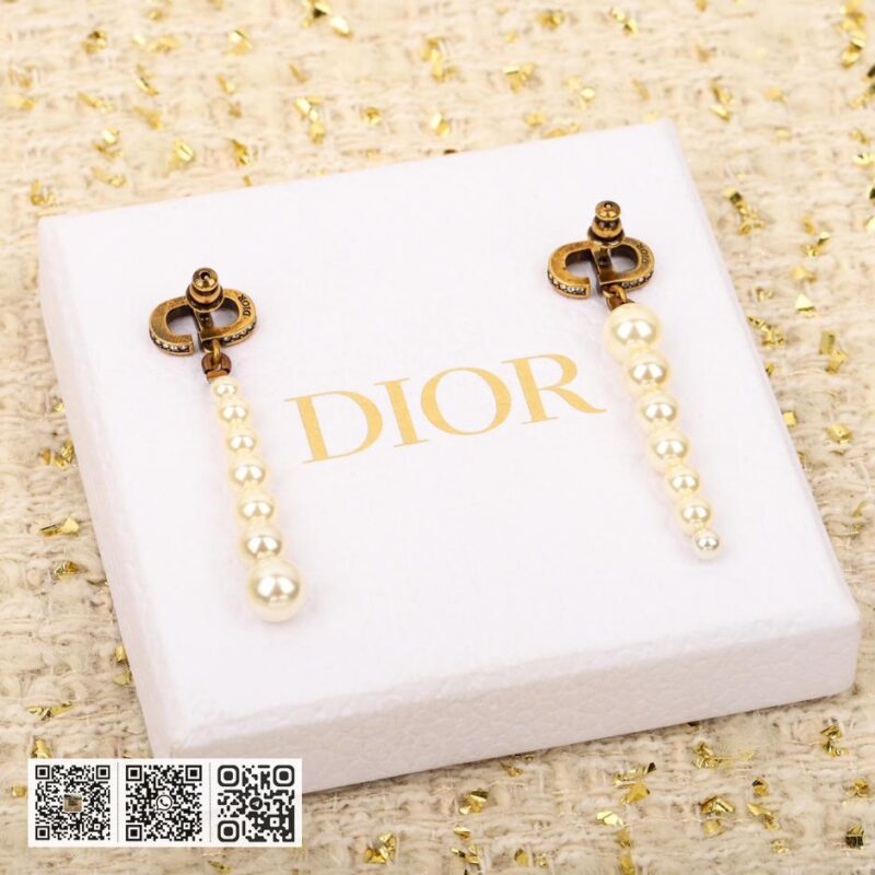 Dior CD 珍珠耳环 - Image 4