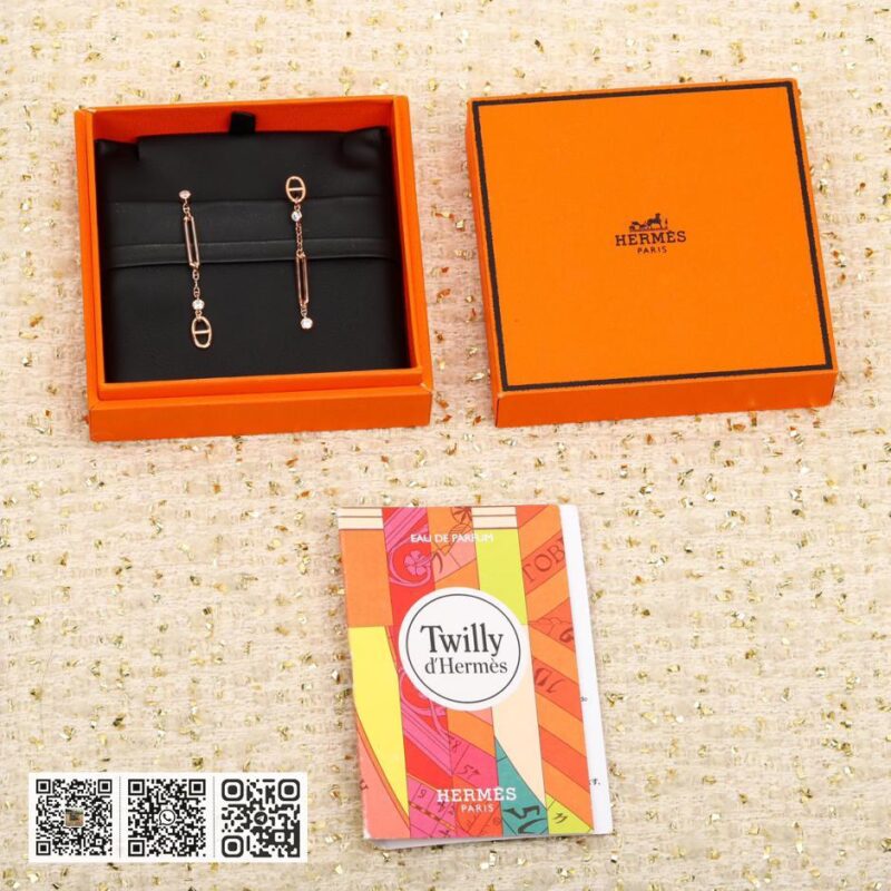 Hermes 猪鼻子耳环 可订做18K真金真钻版，