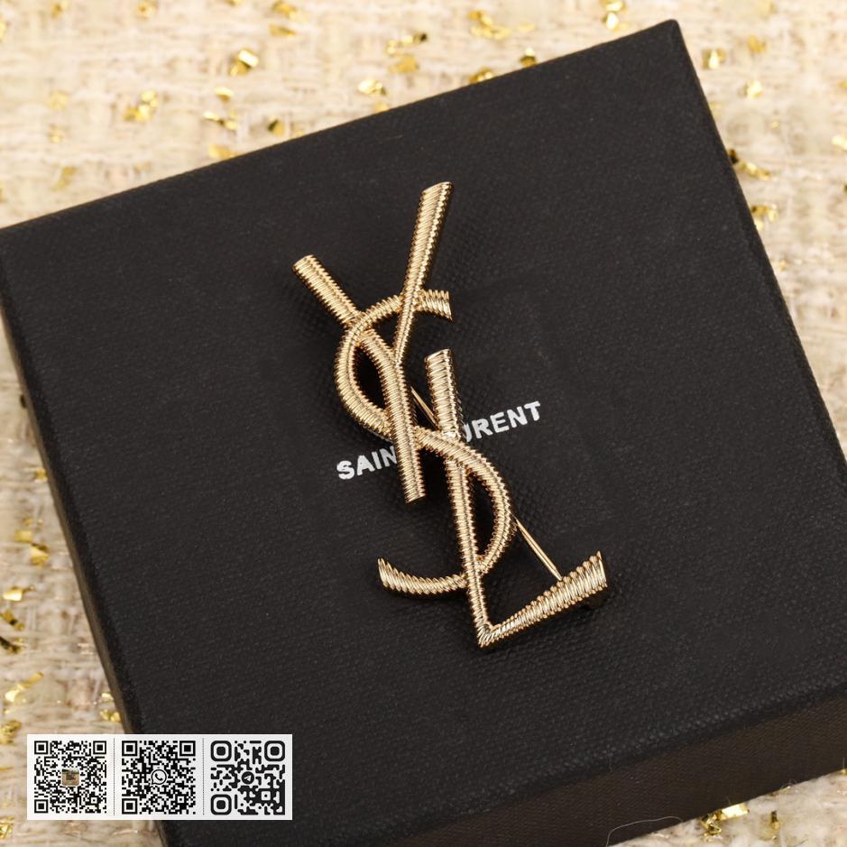 Saint Laurent字母胸针 - Image 3